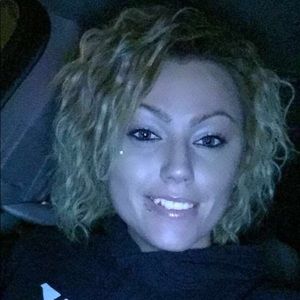 Meet your Posher, Krystle